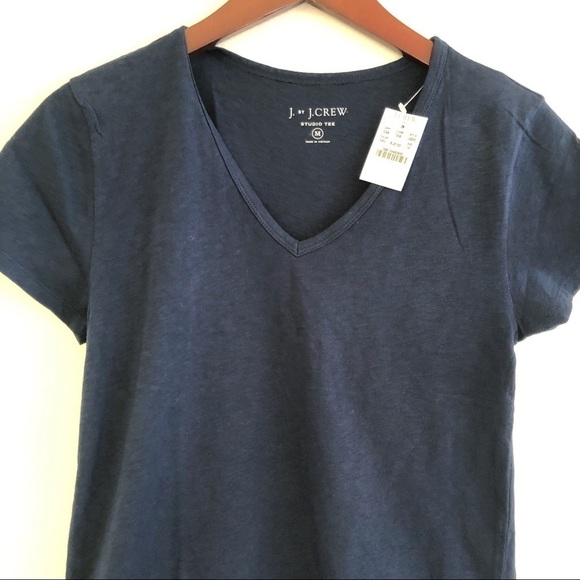 J. CREW NWT Studio V Neck Cotton T Shirt Top in Navy Size Medium - Picture 3 of 11